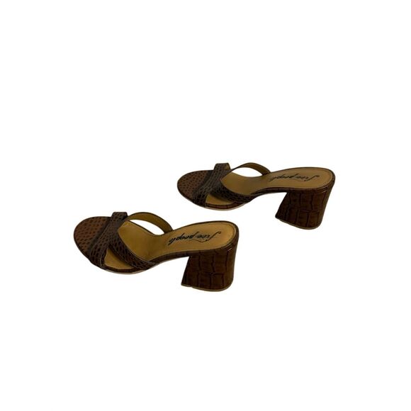Free People Charlie-V Heel, Open Toe Brown Croc Sandals Size 37 - Picture 3 of 6